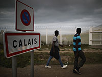Миграционный кризис: британцы строят защитную стену в порту Кале