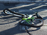 В Кадиме автобус сбил катавшегося на велосипеде ребенка