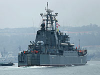 Россия начала военные маневры в акватории Черного моря и в Южном округе