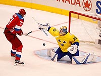 Кубок мира: шведы победили сборную России. Молодые американцы разгромили финнов
