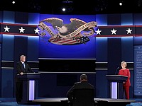 Состоялся первый раунд дебатов Клинтон и Трампа