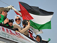 Активистки "женской флотилии"   