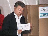 Президент Колумбии Хуан Мануэль Сантос на референдуме по соглашению с FARC