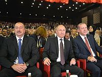Президенты Азербайджана, России и Турции на энергетическом саммите в Стамбуле