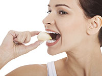 Минздрав просит потребителей не покупать отдельно продающиеся зубчики чеснока
