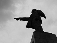 Памятник Владимиру Ульянову (Ленину) был установлен в Судаке в 1930 году