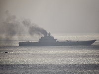 Российский авианесущий крейсер "Адмирал Кузнецов" проходит Ла-Манш. 21 октября 2016 года