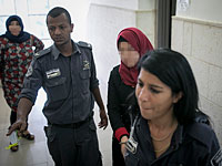 Прокуратура просит 15 лет тюрьмы для 17-летней "террористки с ножницами"
