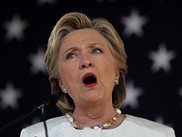 Хиллари Клинтон &#8211; первая женщина, украсившая обложку религиозного издания