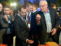 Дмитрий Медведев и Ури Ариэль. 13 ноября 2016 года 