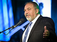 Либерман: Израиль попросил Россию остановить новую оружейную сделку с Ираном