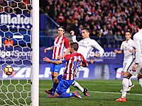 Криштиану Роналду установил рекорд. "Реал" разгромил "Атлетико" в последнем дерби на "Висенте Кальдерон"