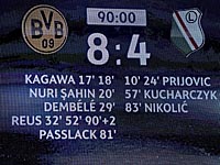 "Реал" в большинстве победил бывшую команду Криштиану Роналду. "Боруссия" и "Легия" установили рекорд