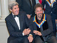 Джон Керри и Аль Пачино на церемонии вручения премии Центра Кеннеди. 3 декабря 2016 года