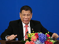   Президент Филиппин заявил, что однажды выбросил человека из вертолета, и готов сделать это снова