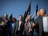 Арабский протест в Иерусалиме: черные флаги после палестинских