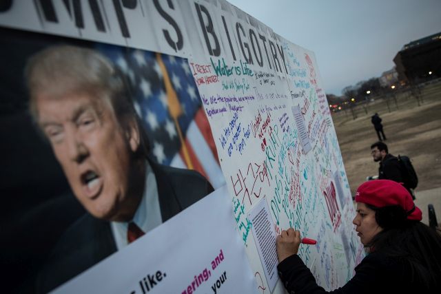 Акция протеста около Монумента Вашингтона. Вашингтон, 3 февраля 2017 года