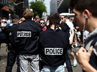 Французская полиция предотвратила теракт-самоубийство в Париже