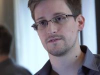 NBC: Россия взвешивает возможность "подарить" Сноудена Трампу