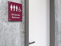 Трамп запретил трансгендерам посещать школьные туалеты в соответствии с их собственной гендерной идентификацией    