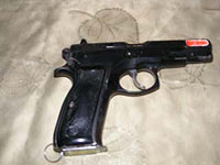 В аэропорту Бен Гурион задержан пассажир с пистолетом в ручной клади  (иллюстрация)