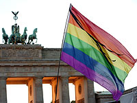 В Германии отменят приговоры 50 тысячам геям