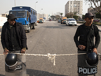 В день возвращения Мубарака домой в пригороде Каира прогремел взрыв, один погибший