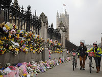 Мемориал жертвам теракта в Лондоне. 27 марта 2017 года  