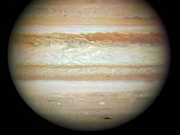 Космический телескоп сделал снимки Юпитера, приблизившегося к Земле