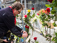 На месте теракта в Стокгольме. 8 апреля 2017 года