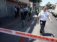 У входа на автобусную станцию в Тель-Авиве ударом ножа ранен мужчина