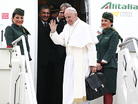 Папа Римский Франциск перед вылетом в Каир. Рим, 28 апреля 2017 года
