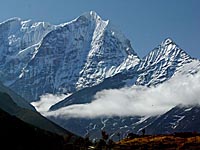 Известный швейцарский альпинист Ули Штек при попытке покорить Эверест