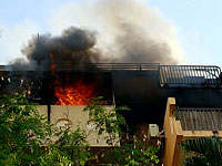 В многоэтажном доме по улице Ласков в Холоне произошел пожар