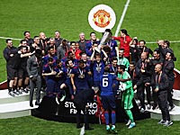 Рационализм Моуриньо победил романтизм голландцев: "Манчестер Юнайтед" обыграл "Аякс"