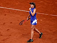 Элина Свитолина вышла в четвертьфинал Ролан Гаррос. Маррей победил Хачанова