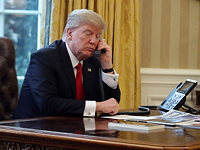 Президент США Дональд Трамп побеседовал по телефону с эмиром Катара шейхом Тамимом аль-Тани