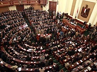 Договор с Саудовской Аравией вызвал перепалку в парламенте Египта   