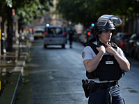 Полицейская операция в центре Парижа: СМИ сообщают о "горящем автомобиле"