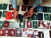 Паспорта мигрантов