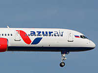 Пассажирский самолет чартерной авиакомпании AZUR air