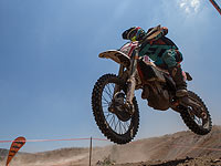 По пескам и грязи: гонка мотоциклистов под Афулой. Фоторепортаж 