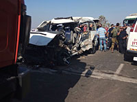 В Самарии произошло столкновение минибуса и грузовика: не менее пяти погибших  