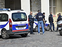 Автомобильный наезд в пригороде Парижа расследует отдел по борьбе с террором