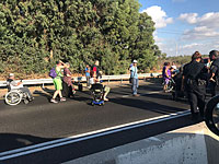Участники акции протеста инвалидов перекрыли Прибрежное шоссе