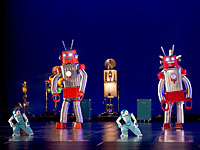 Впервые в Израиле танцующие роботы Бланки Ли    