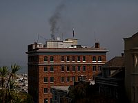 Черный дым над консульством РФ в Сан-Франциско. 1 сентября 2017 года
