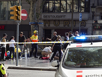 На месте теракта в Барселоне. 17 августа 2017 года