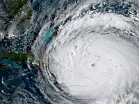 Категория урагана "Ирма" вновь повышена до 5-й, ожидаются катастрофические последствия
