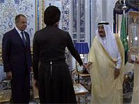 Визит Лаврова в Саудовскую Аравию: Мария Захарова покрыла голову перед встречей с монархом